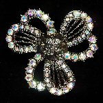 Vintage BLACK & COLORED CRYSTAL RHINESTONE Filigree Brooch Pin Necklace